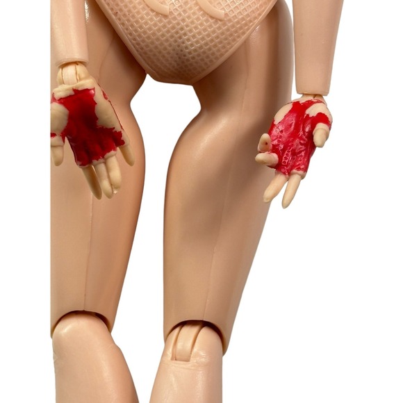 Disney Descendants Evie, Mc2 Adrienne, Wonder Woman Dolls & Monster High Luggage - Picture 9 of 16